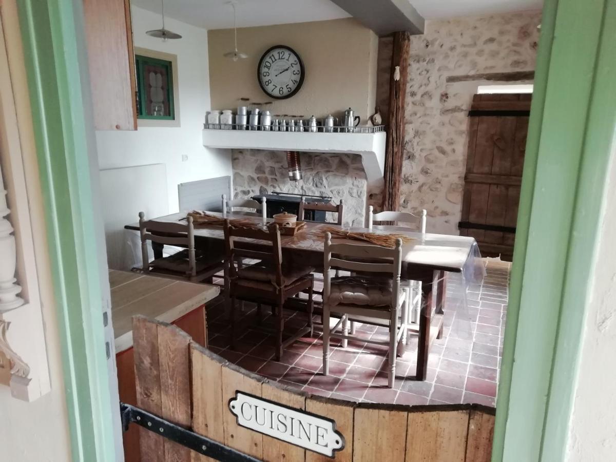 Les Bories En Champagne Villa Montlevon Ngoại thất bức ảnh